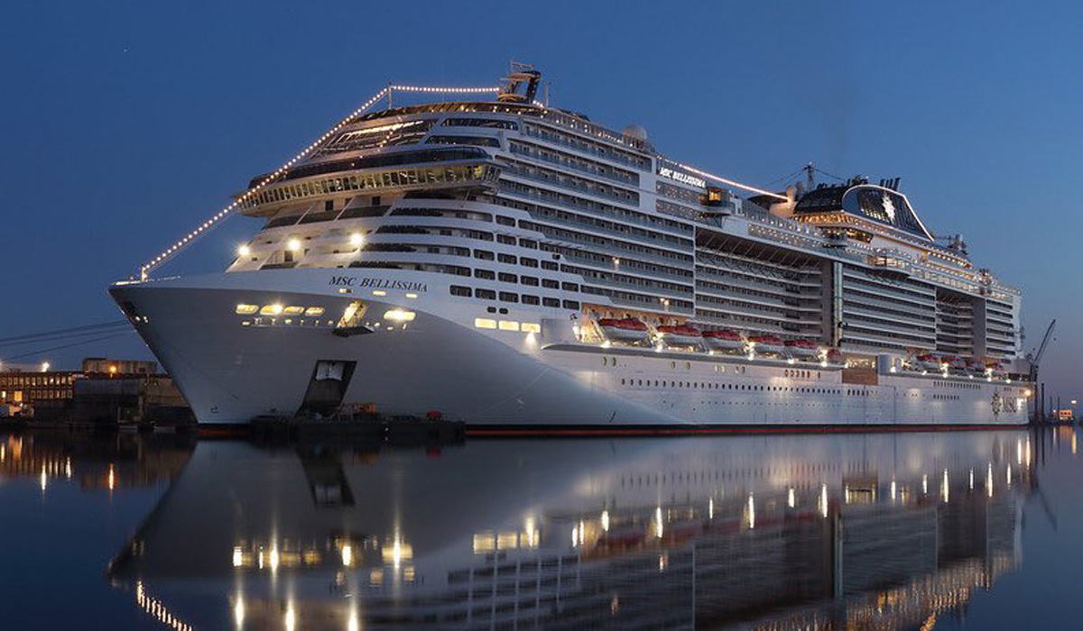 Cruise ship